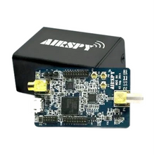 Load image into Gallery viewer, AIRSPY R2 High Performance 24–1700 MHz SDR Receiver Radio Receiver AIRSPY
